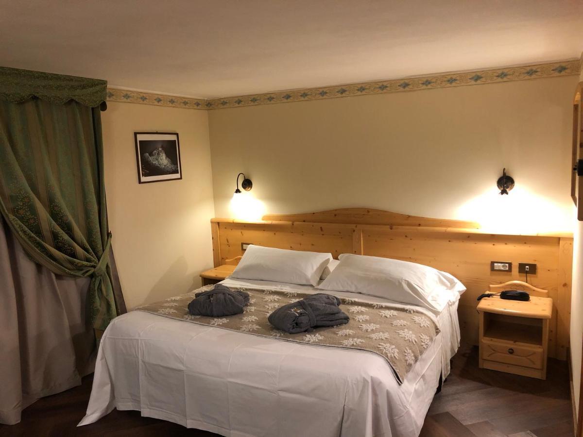 Hotel Edelweiss 3 Stelle Superior เบรยล์-แชร์วิเนีย ภายนอก รูปภาพ